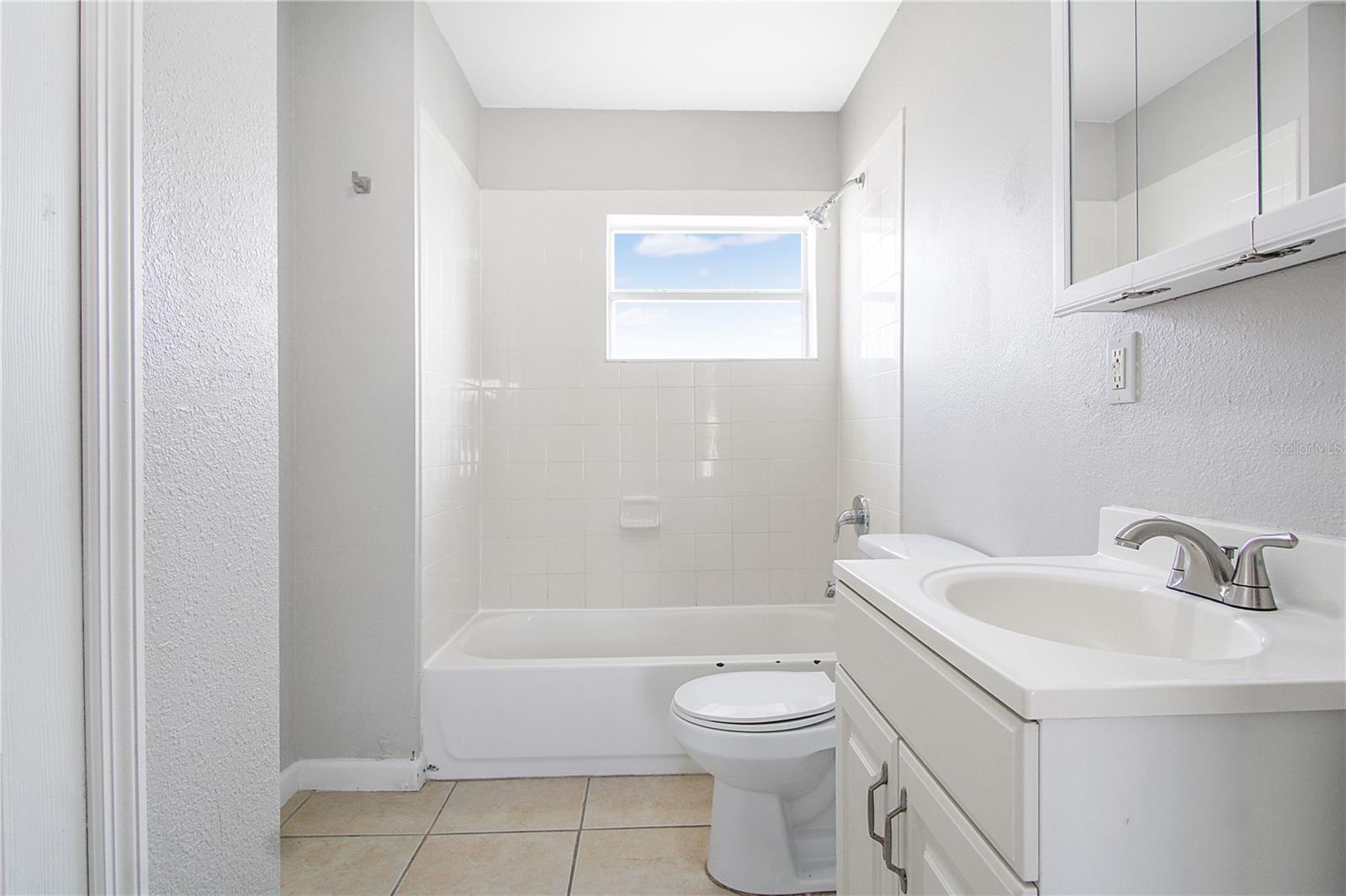 LOCKHARTS SUB - Residential Lease