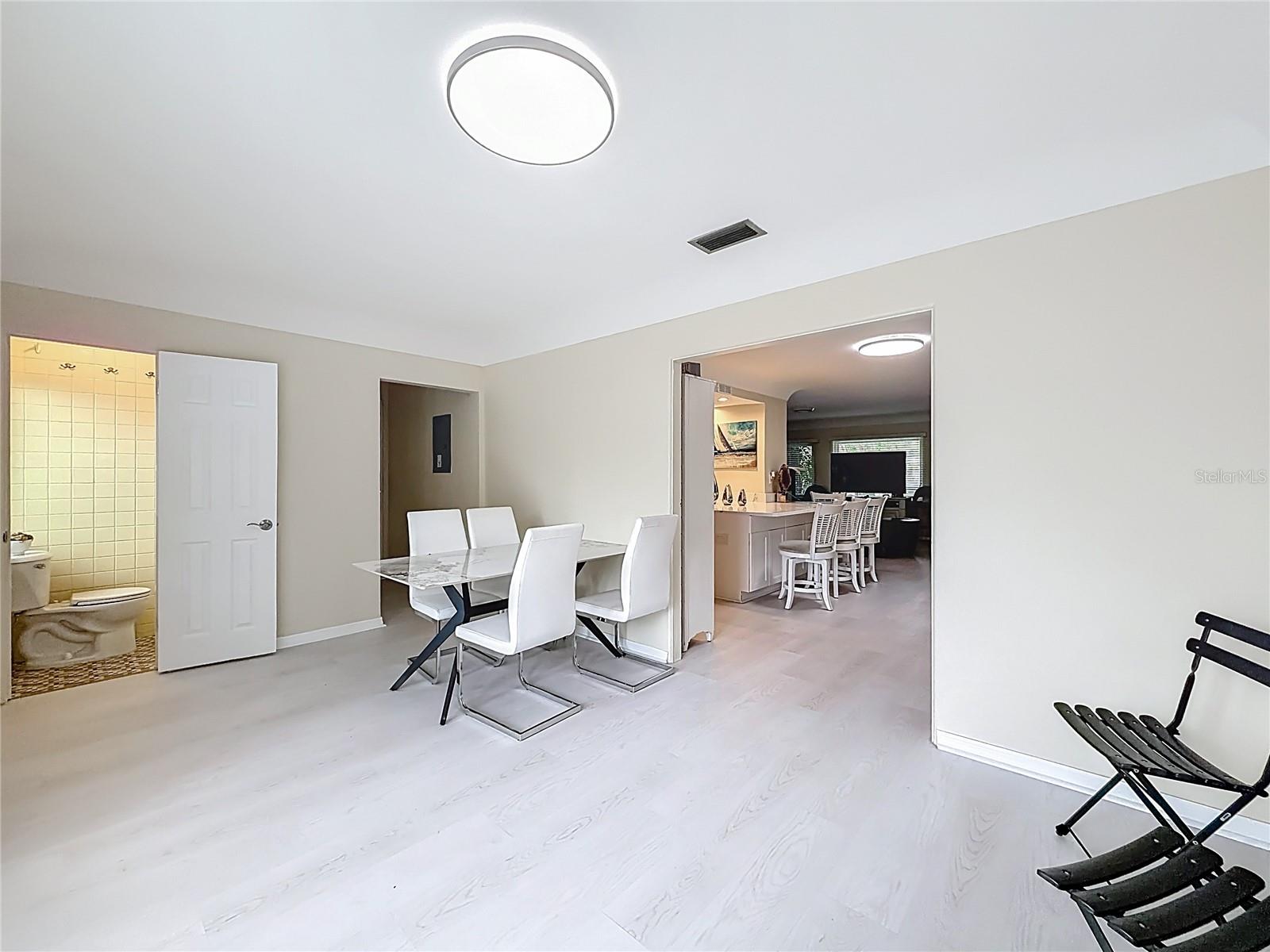 EAGLE CREST - Residential