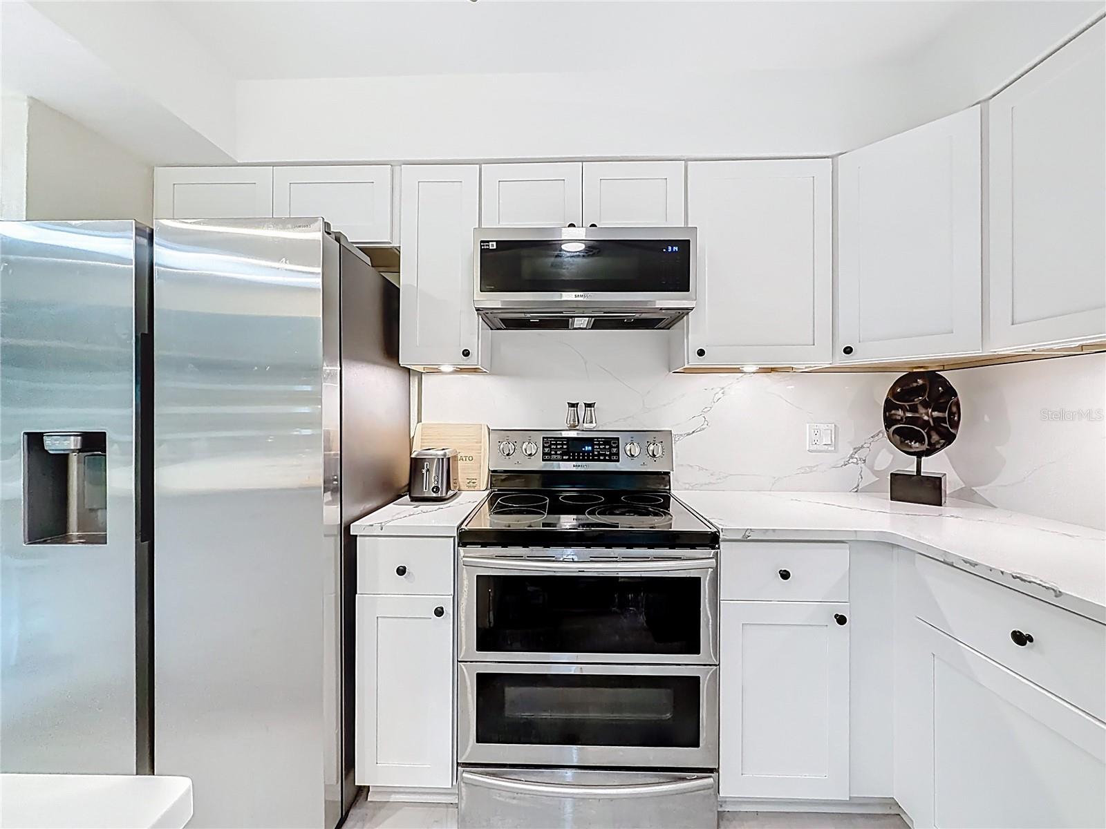 EAGLE CREST - Residential