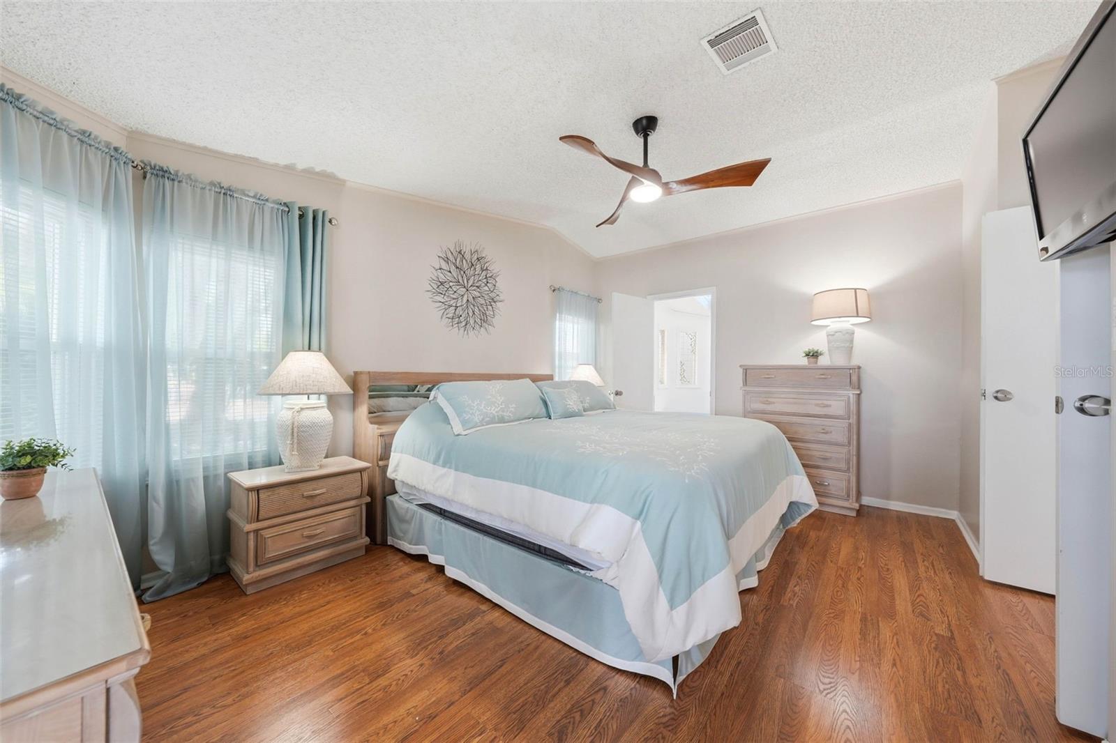 SANDPIPER CO-OP INC MHP LT 101 - Residential