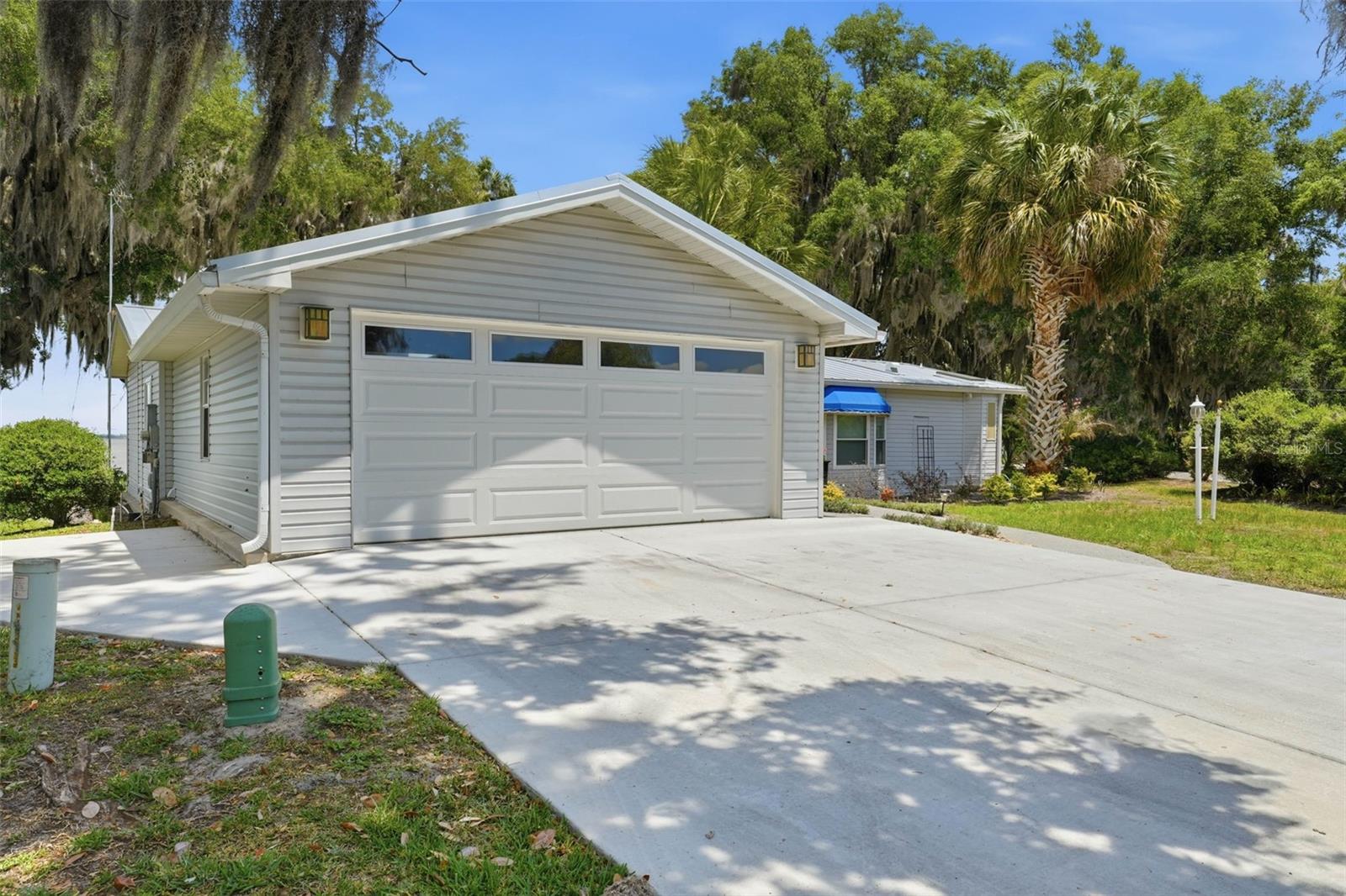 119 LAKE SHORE CIRCLE