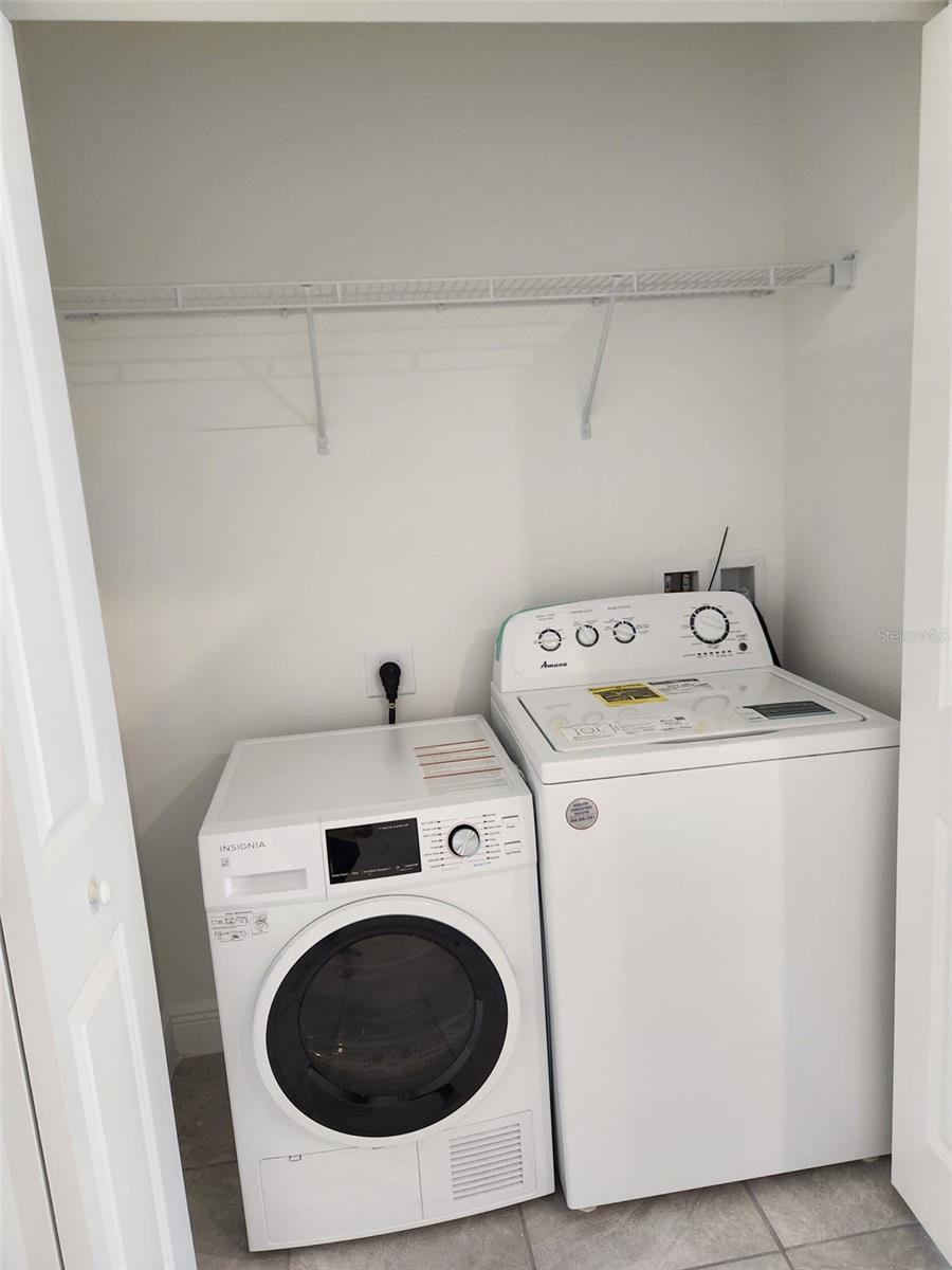 MARION OAKS UN # 5 - Residential Lease