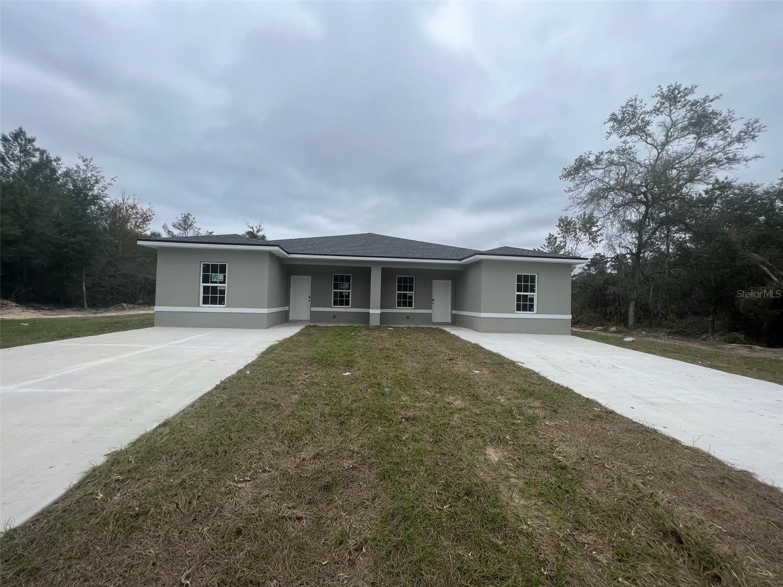 MARION OAKS UN # 5 - Residential Lease