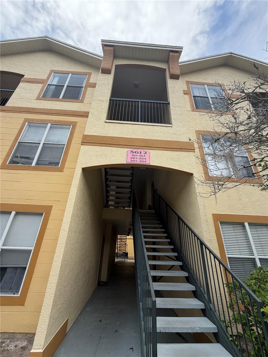5612 PINNACLE HEIGHTS CIRCLE 302