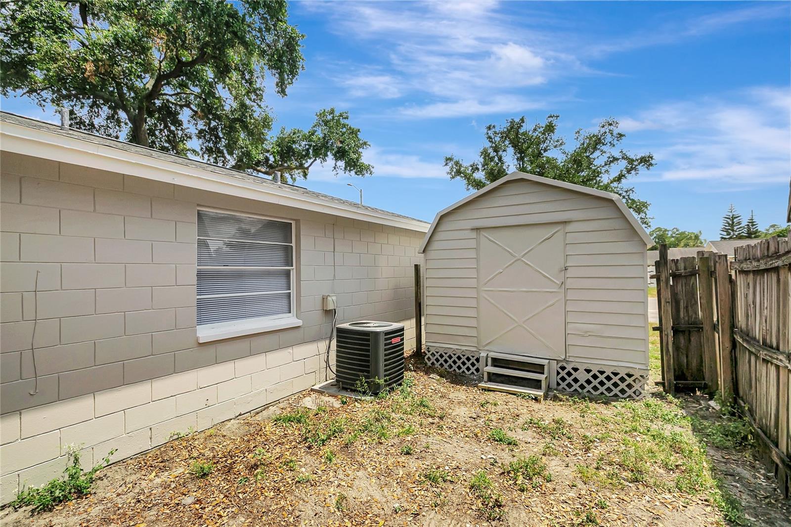 TIMBERLANE SUB UNIT 4 - Residential
