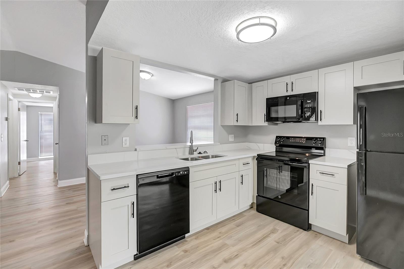 TIMBERLANE SUB UNIT 4 - Residential