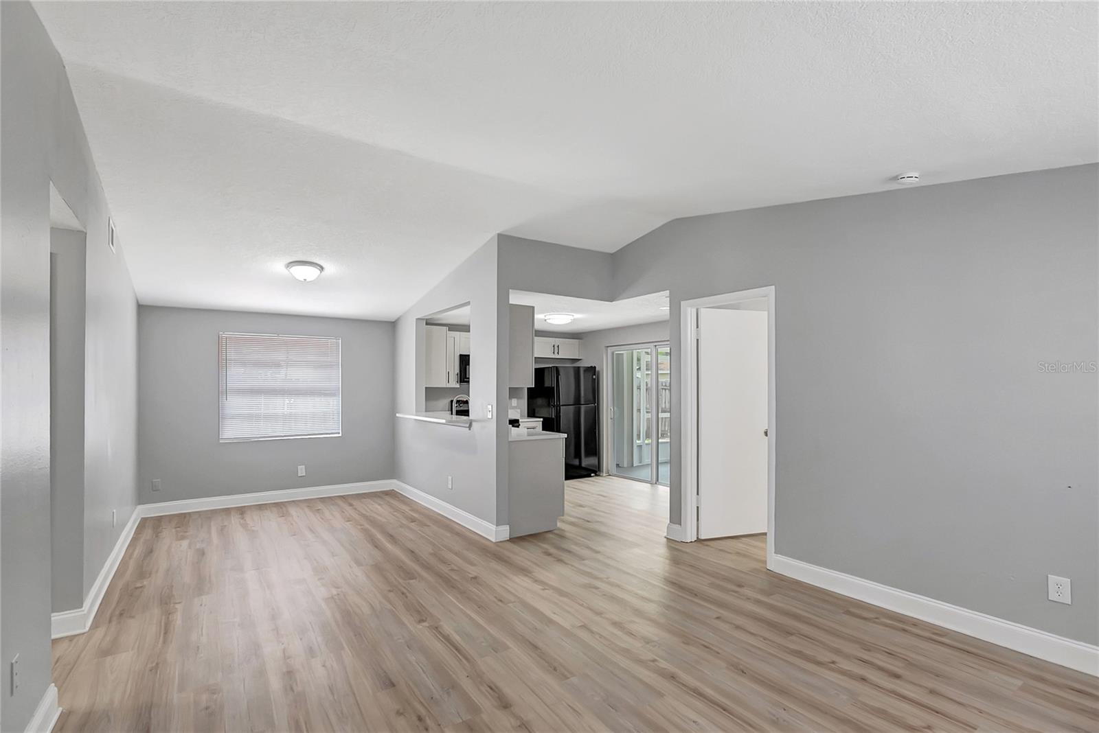 TIMBERLANE SUB UNIT 4 - Residential