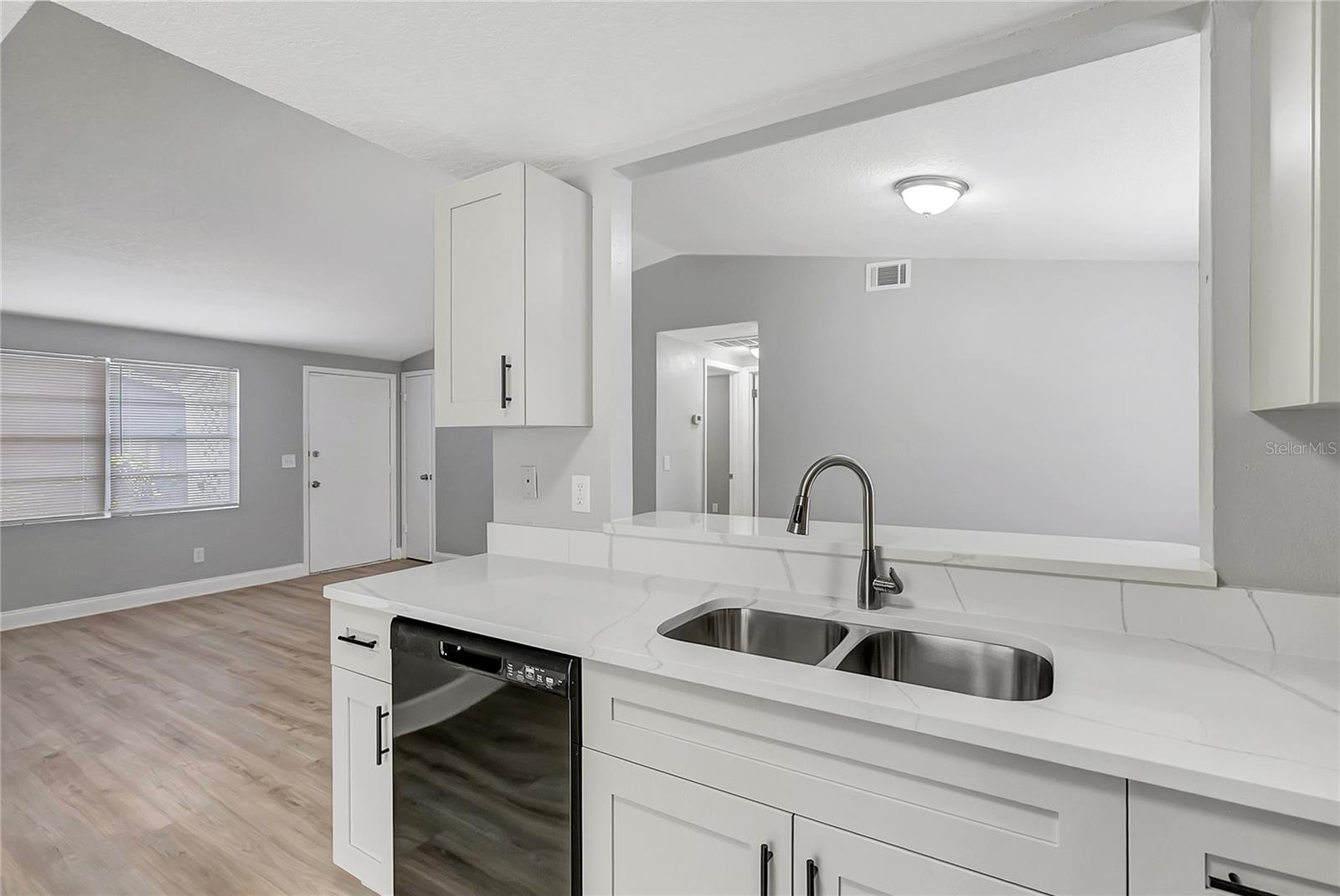 TIMBERLANE SUB UNIT 4 - Residential