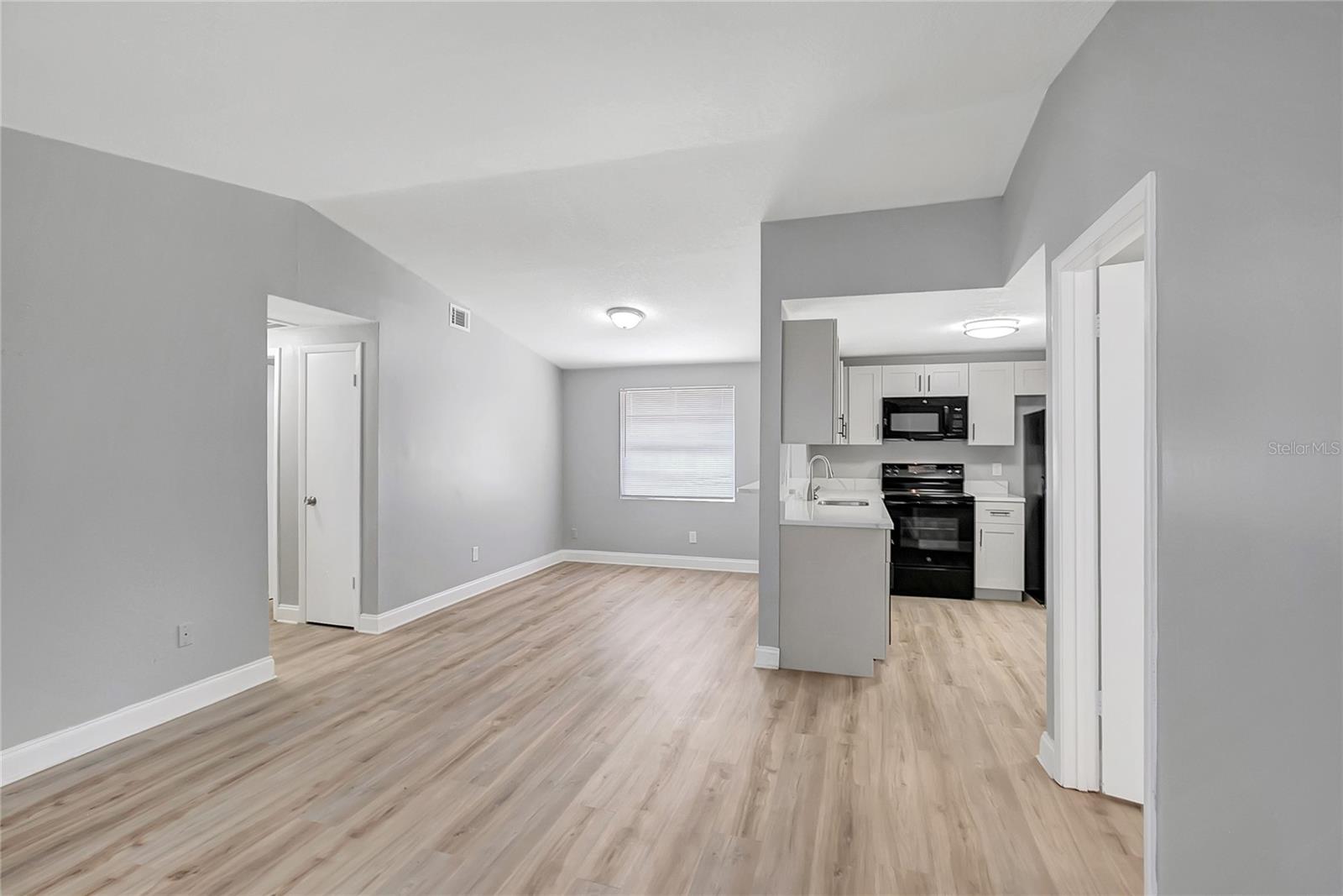 TIMBERLANE SUB UNIT 4 - Residential