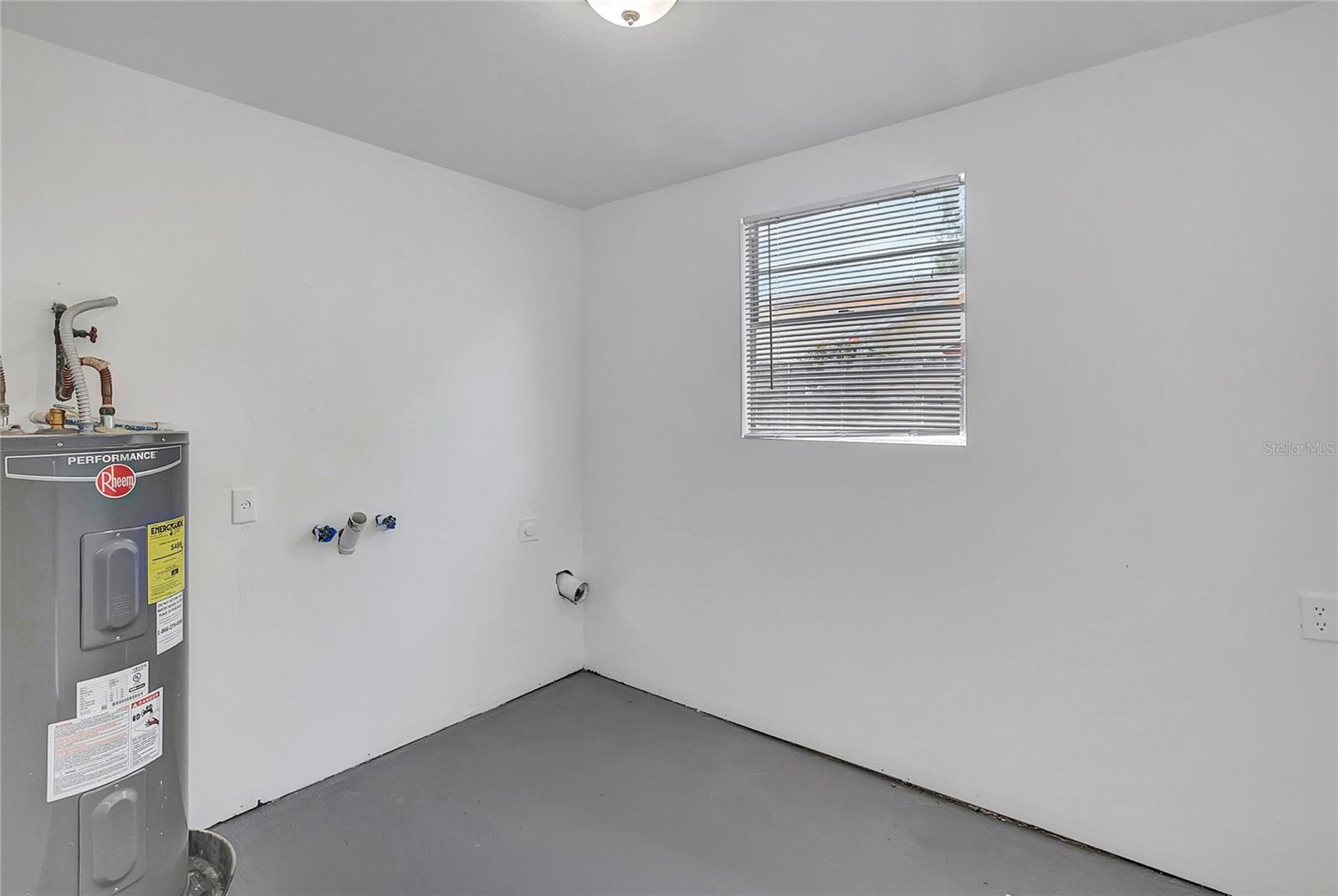 TIMBERLANE SUB UNIT 4 - Residential