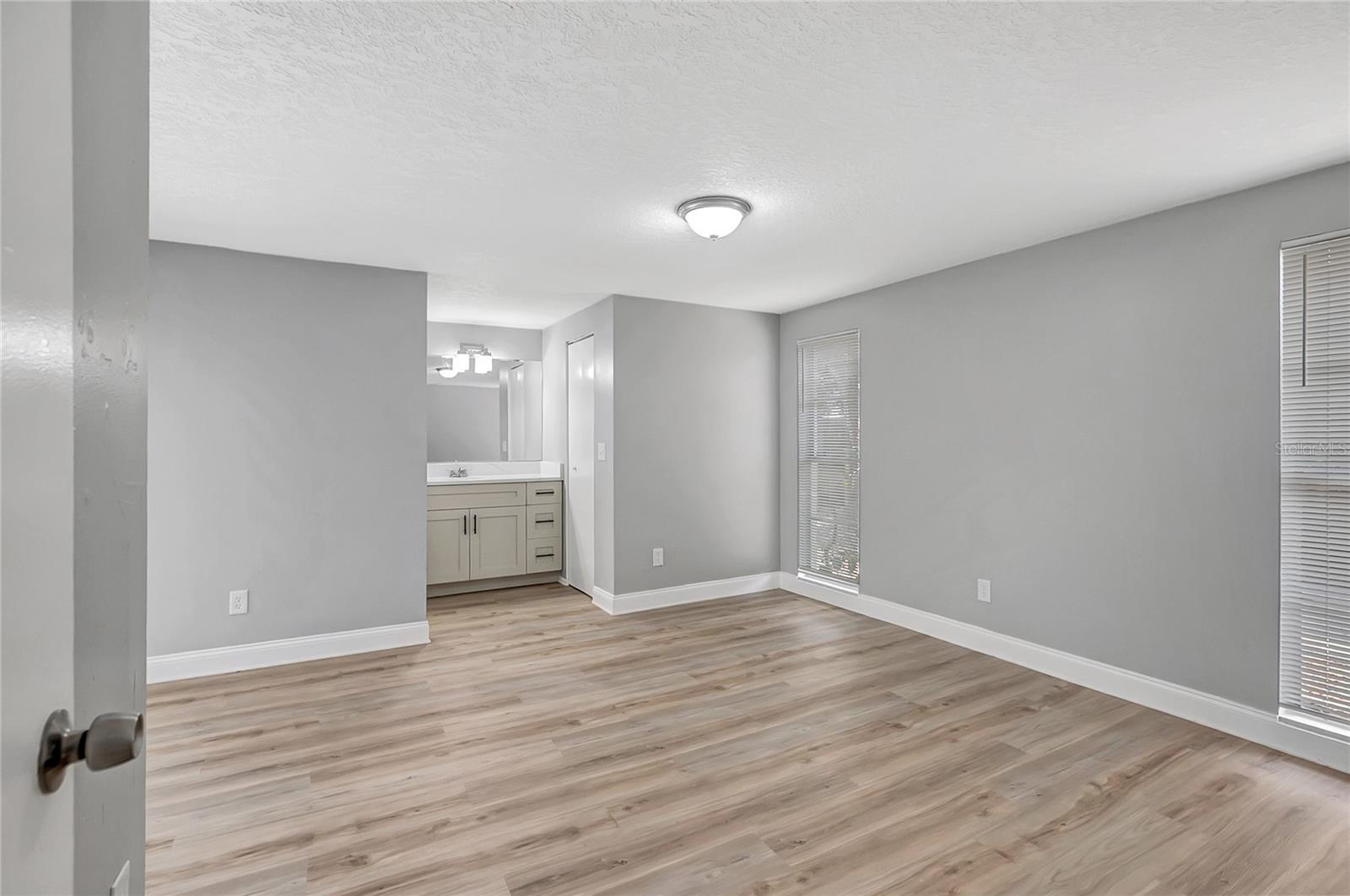 TIMBERLANE SUB UNIT 4 - Residential