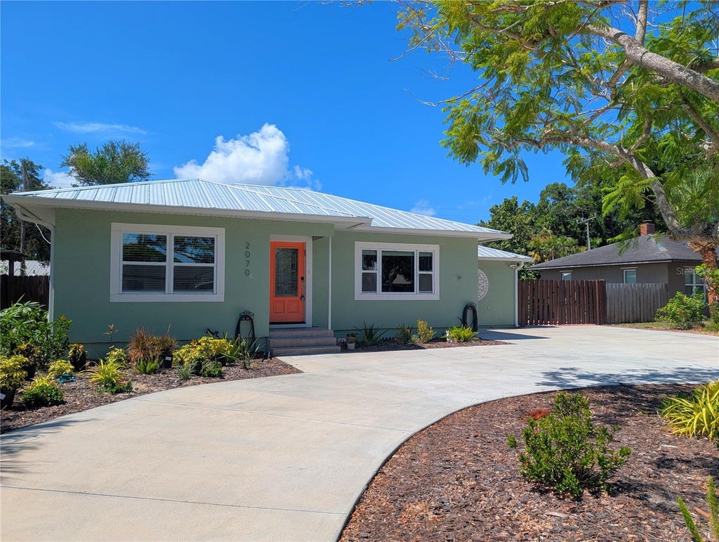Photo of 2070 Datura Street, Sarasota, FL 34239 (MLS # A4698220)