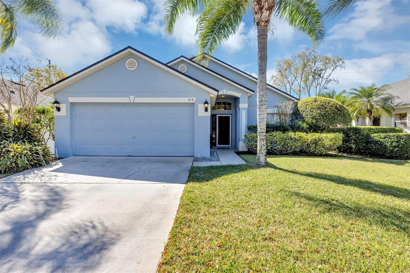 515 MICKLETON LOOP