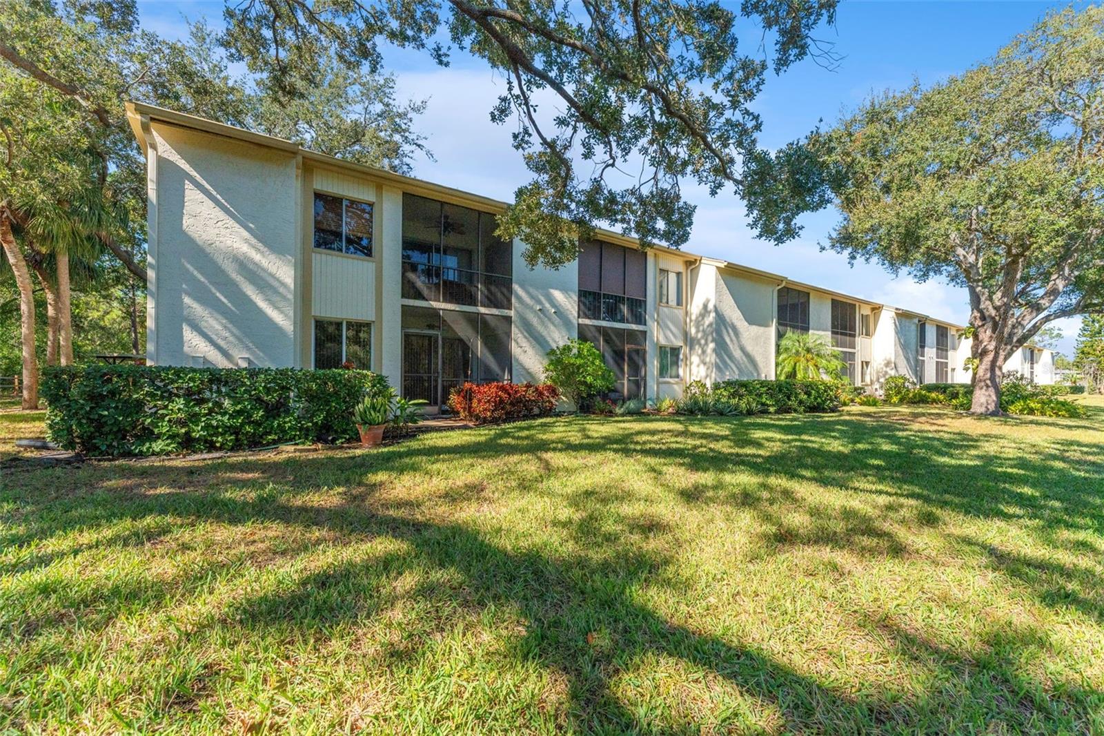 EAST LAKE WOODLANDS CYPRESS ESTATES - Residential