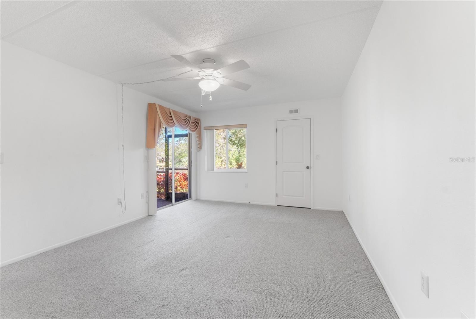 EAST LAKE WOODLANDS CYPRESS ESTATES - Residential