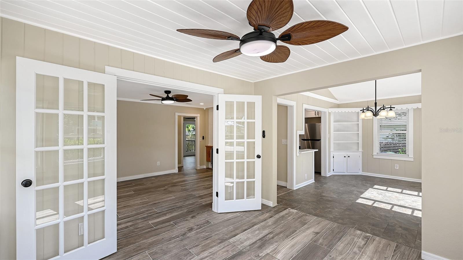 1277 17TH STREET, SARASOTA, FL, 34234 2 1277 17TH STREET