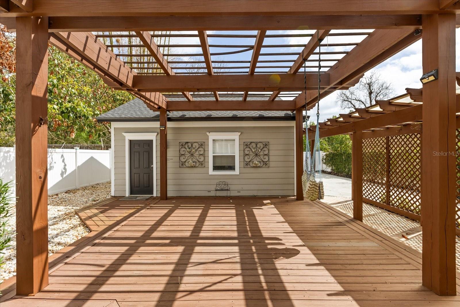 DIXIE TERRACE - Residential