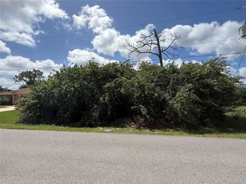 Photo of Nekoma Avenue, North Port, FL 34288 (MLS # A4689864)