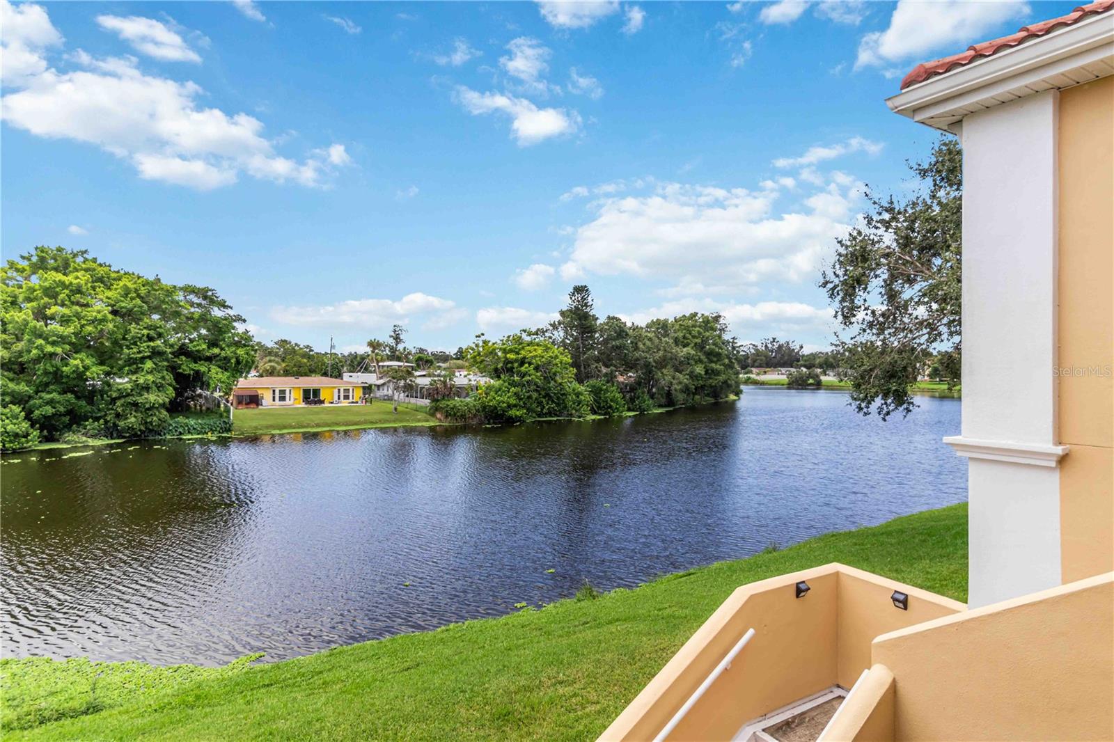 VILLAGIO - Residential Lease