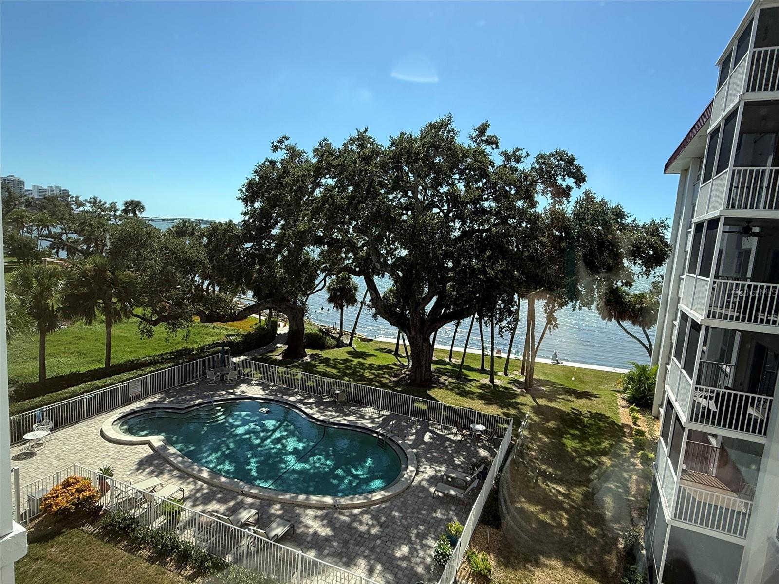 BAYS BLUFF ATPS SEC 1 - Residential Lease