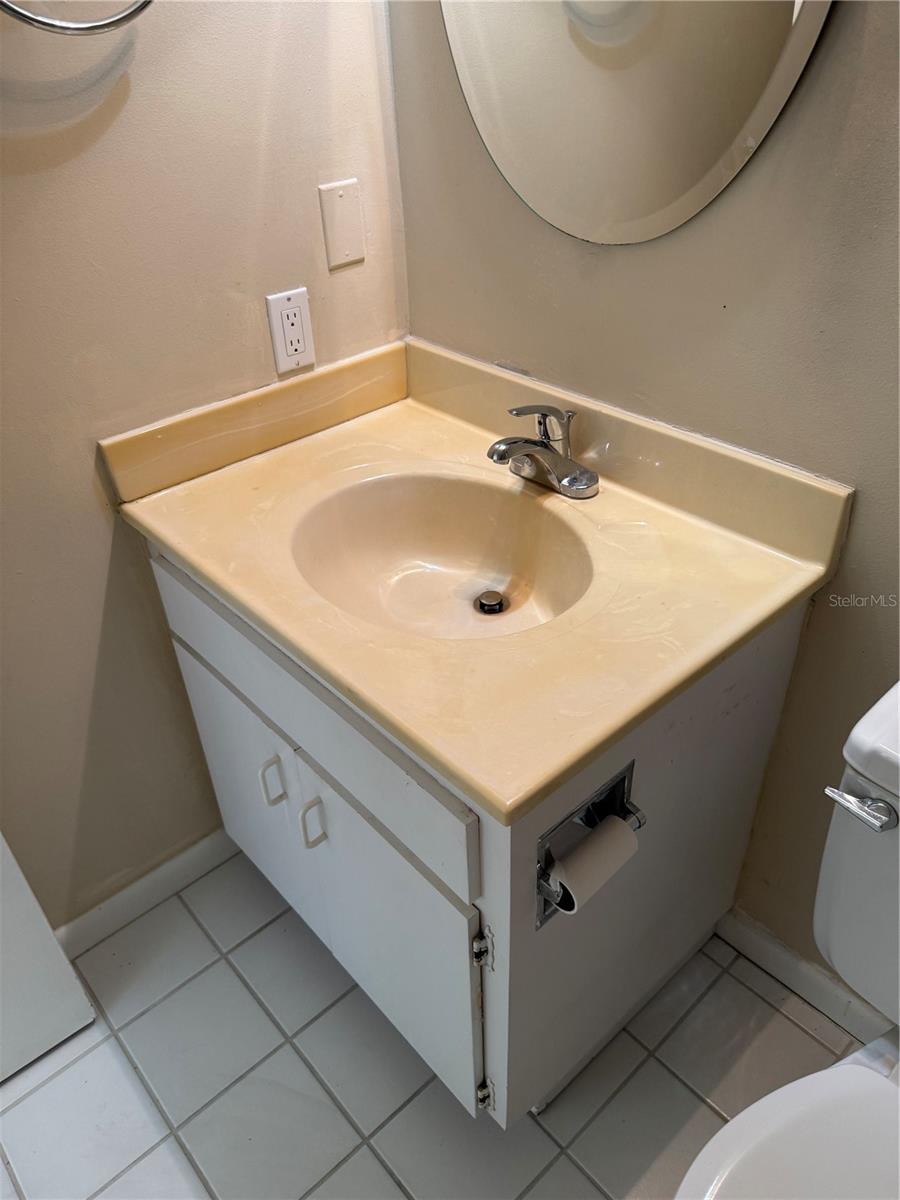 BAYS BLUFF ATPS SEC 1 - Residential Lease