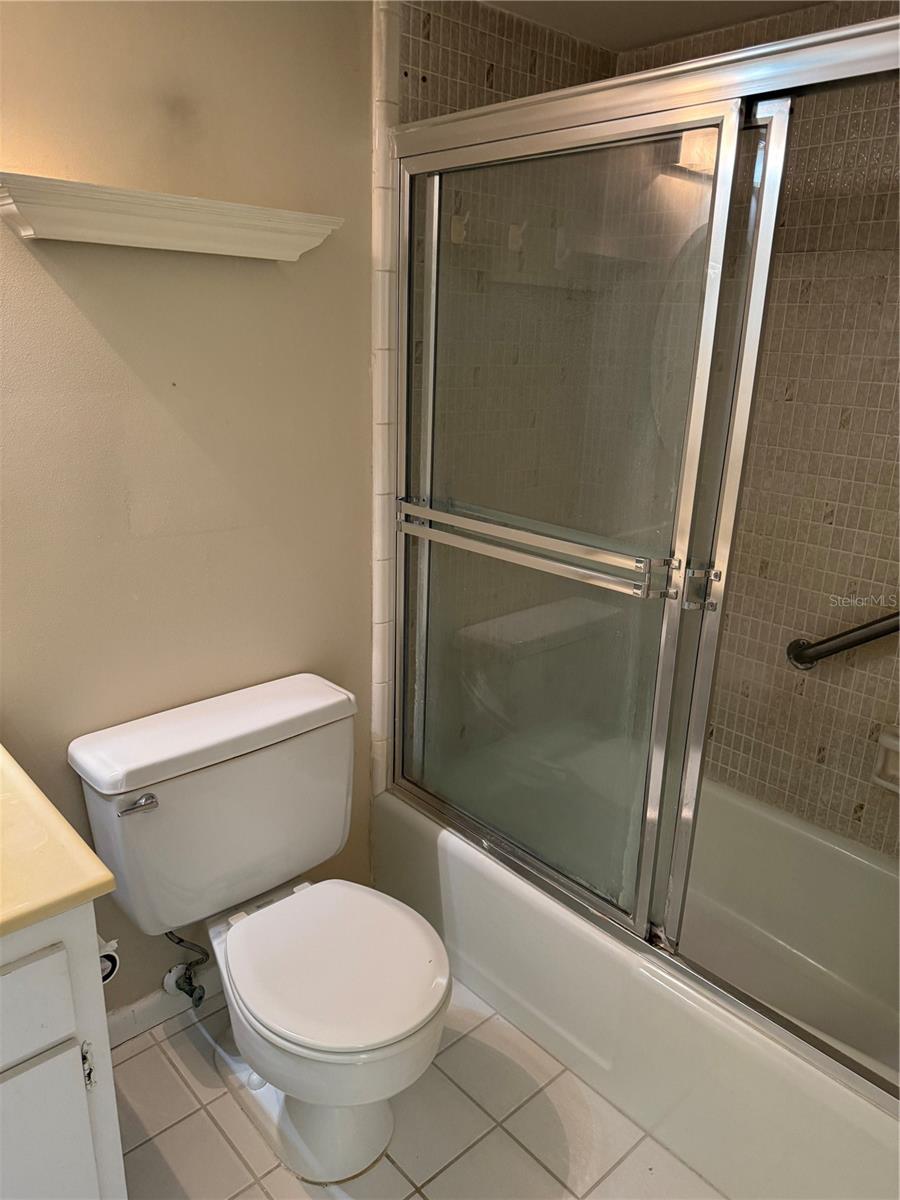 BAYS BLUFF ATPS SEC 1 - Residential Lease