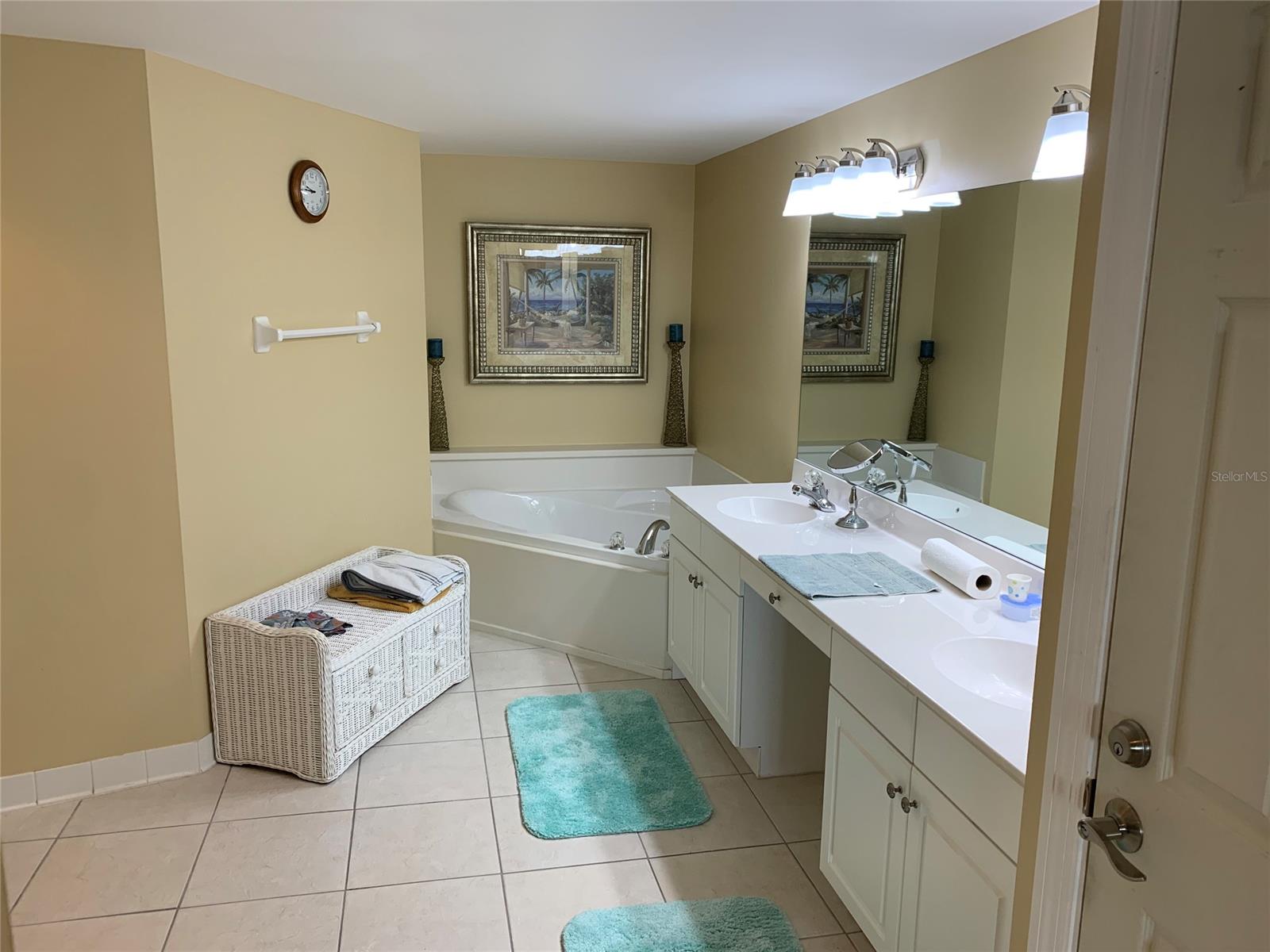 Bouchelle Island Condo - Residential