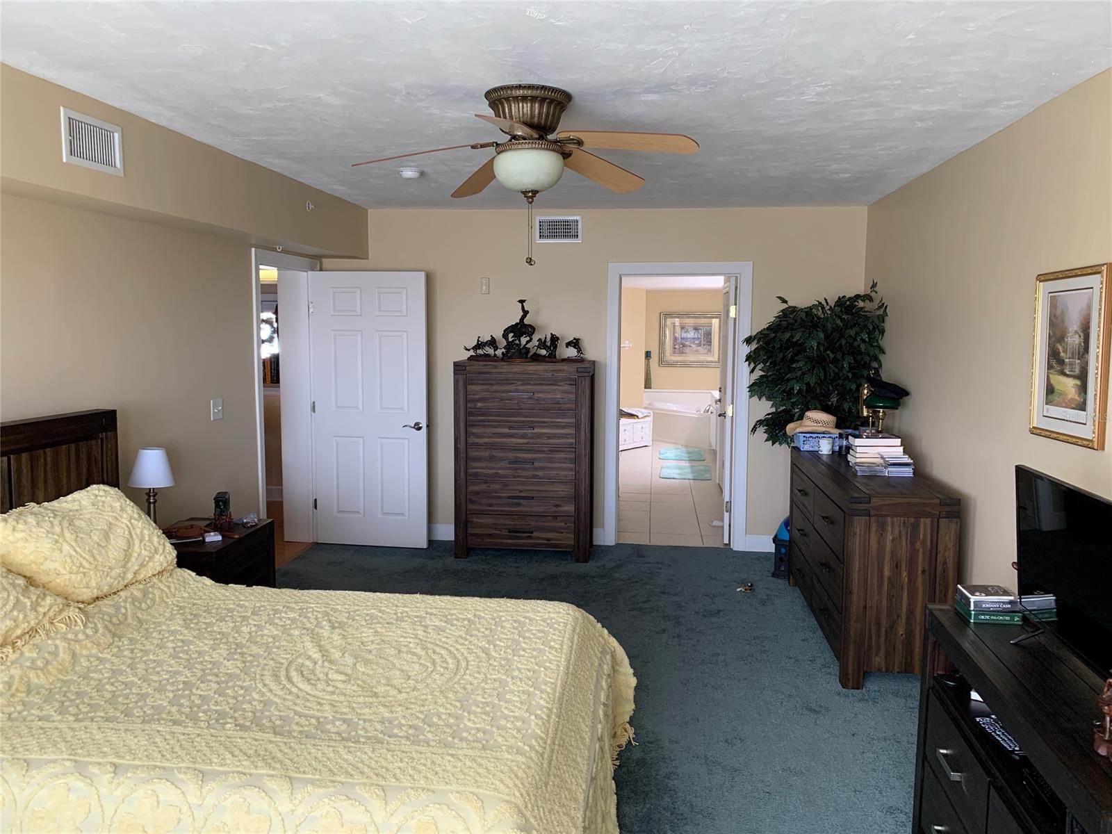 Bouchelle Island Condo - Residential