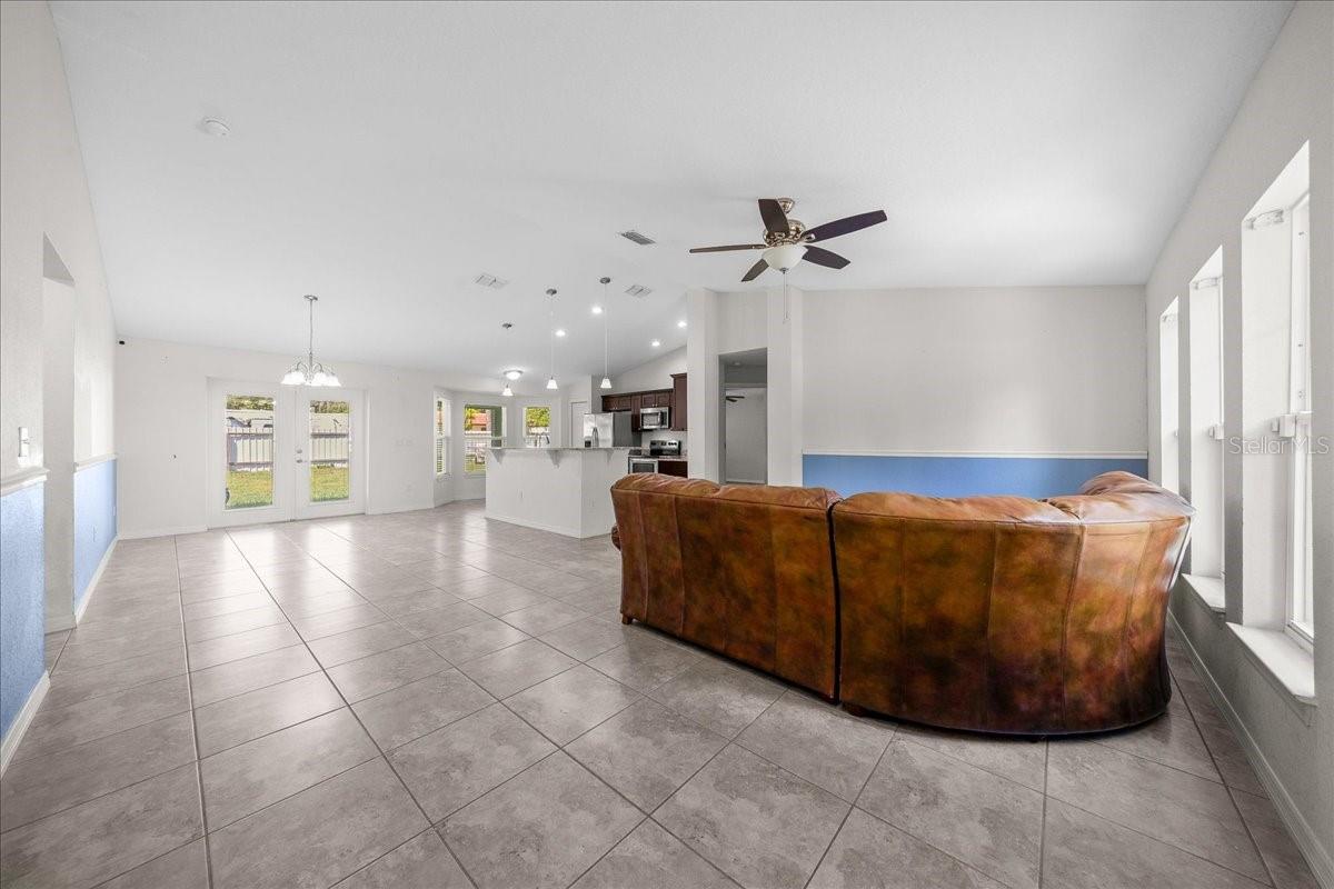 OCALA PARK ESTATE - Residential