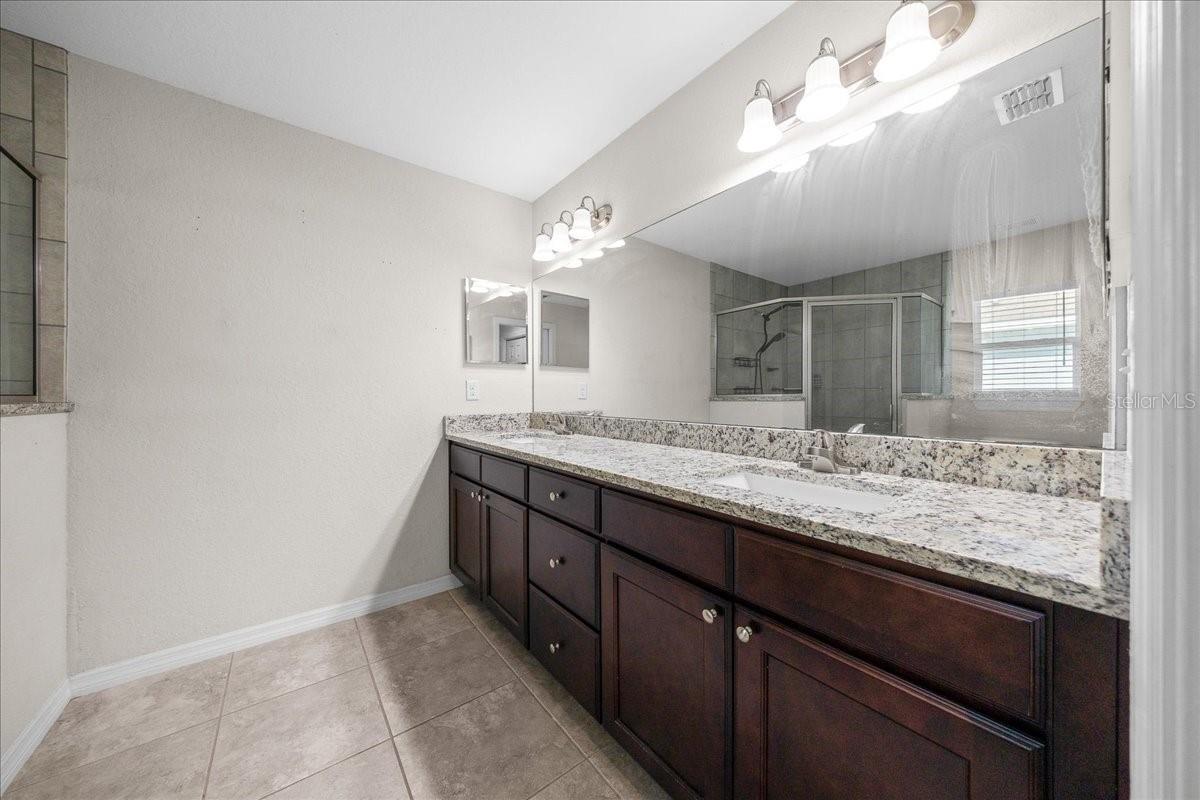 OCALA PARK ESTATE - Residential