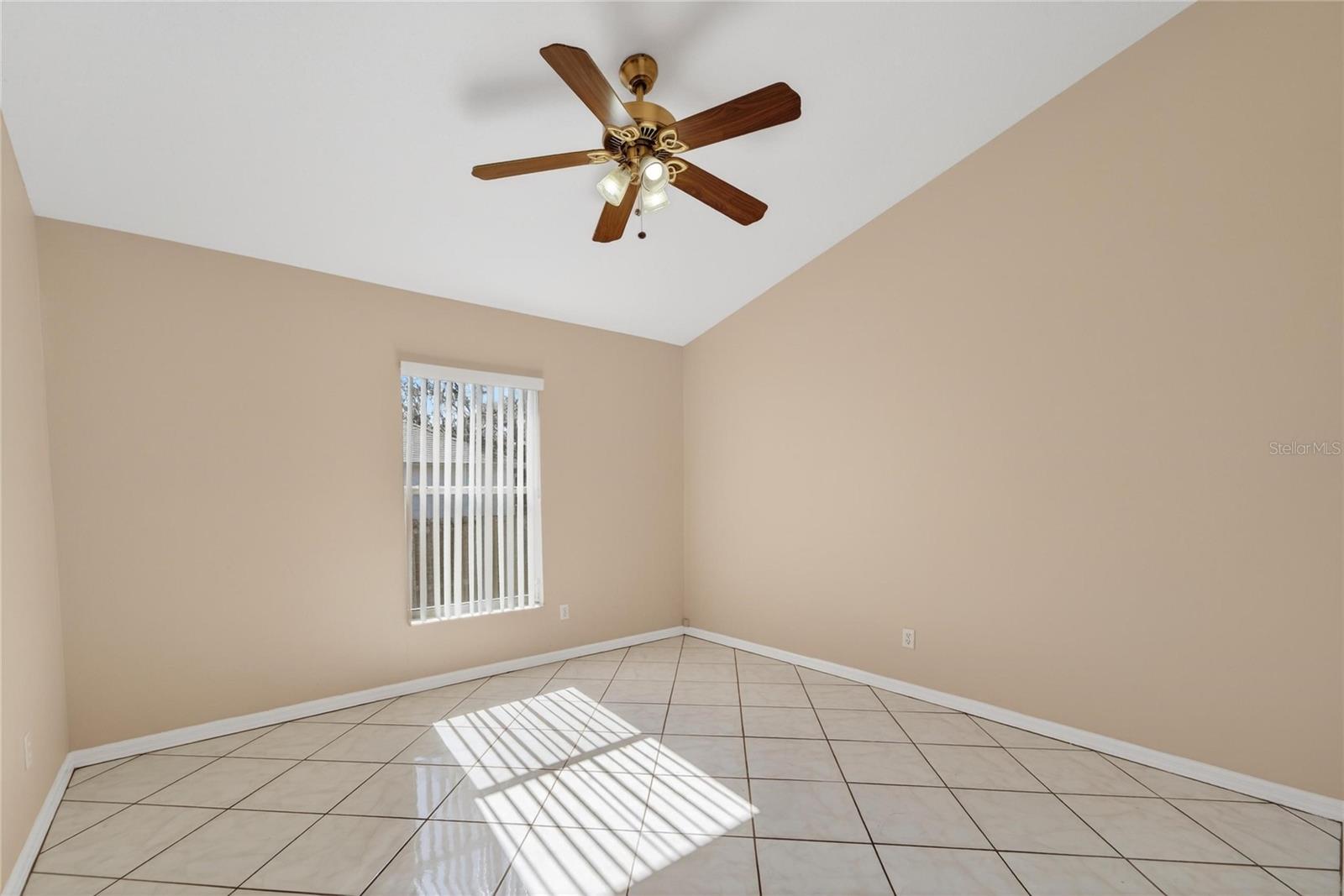 BLOOMINGDALE SEC BB PH - Residential Lease