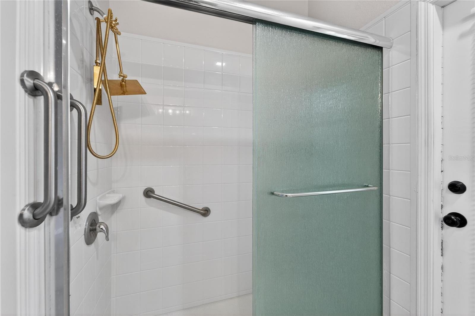 BLOOMINGDALE SEC BB PH - Residential Lease