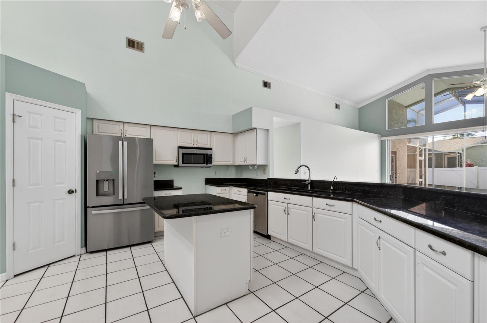 BLOOMINGDALE SEC BB PH - Residential Lease