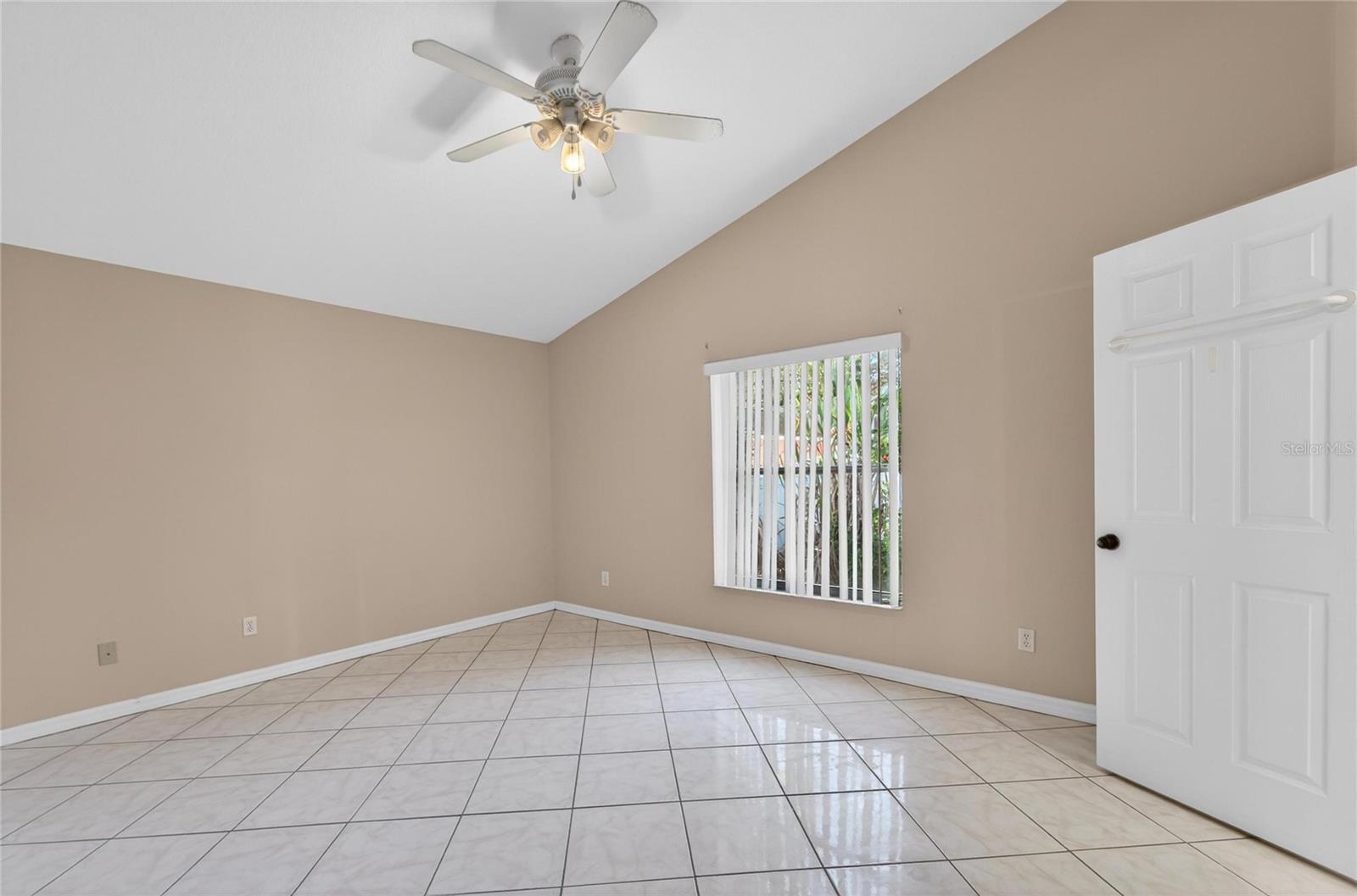 BLOOMINGDALE SEC BB PH - Residential Lease