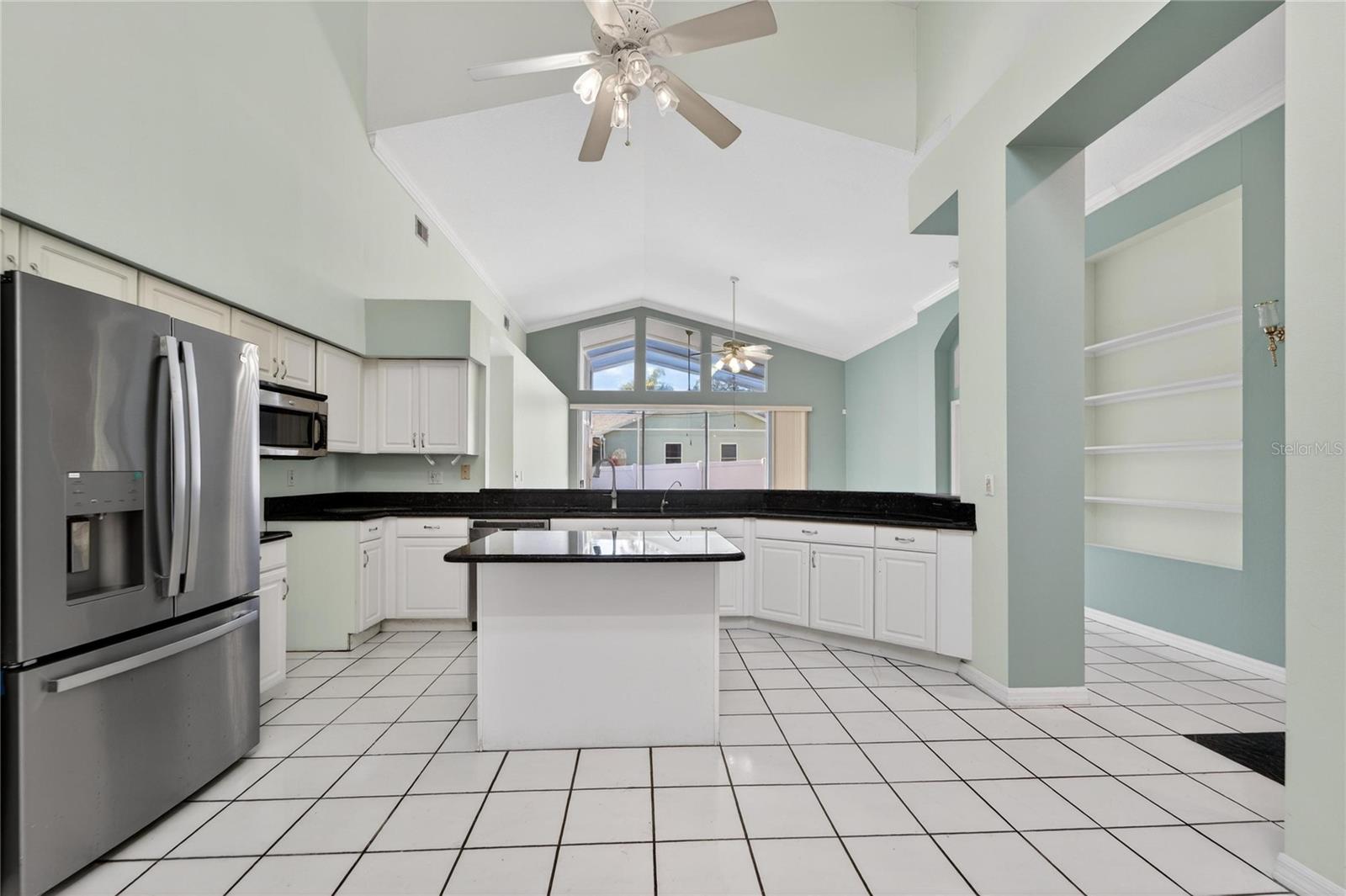 BLOOMINGDALE SEC BB PH - Residential Lease