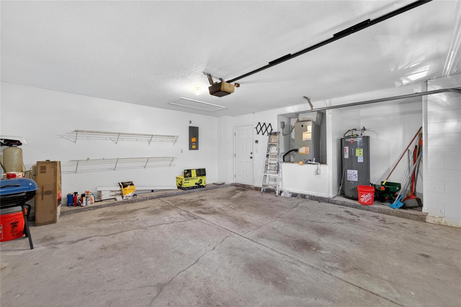 BLOOMINGDALE SEC BB PH - Residential Lease