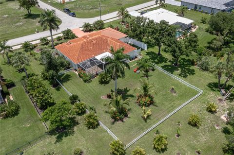 A home in PUNTA GORDA