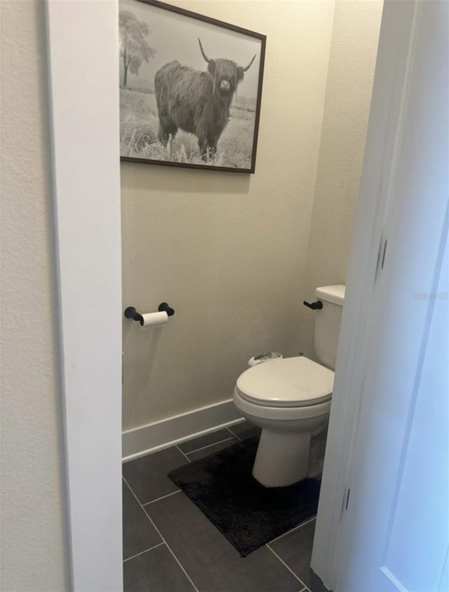 RIVIERA TWNHMS - Residential Lease