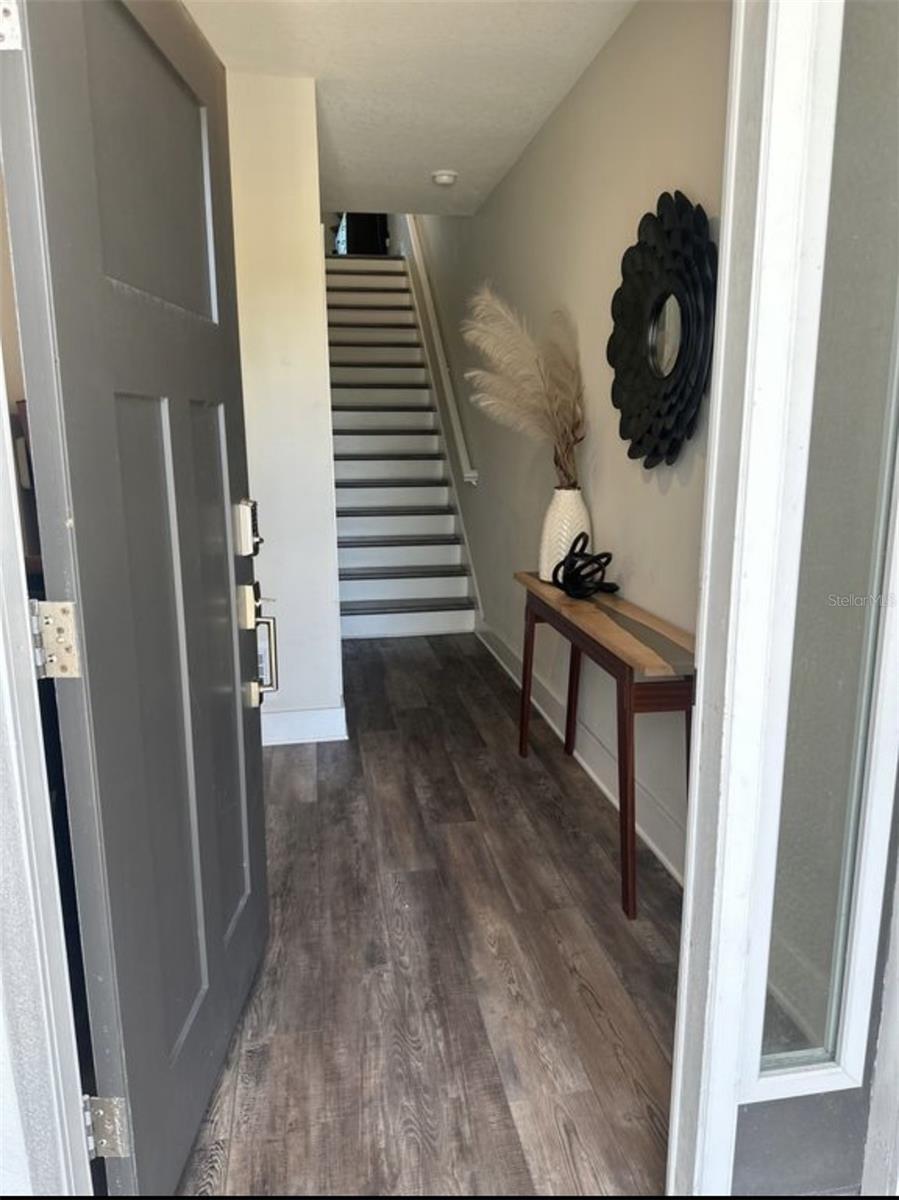 RIVIERA TWNHMS - Residential Lease