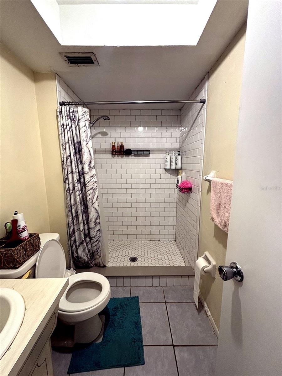 IMPERIAL COURT APT - Residential