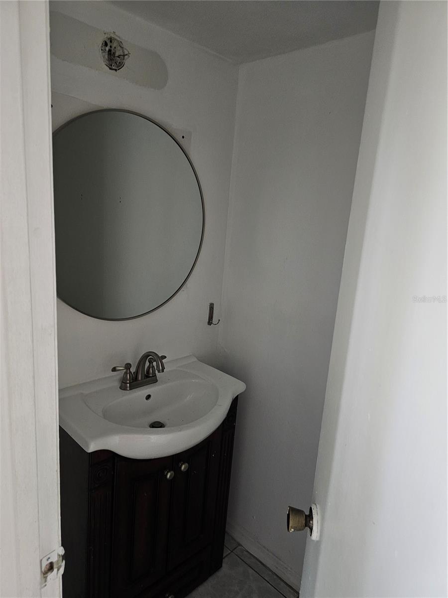 MEADOWWOOD CONDO 02 PH 01 - Residential