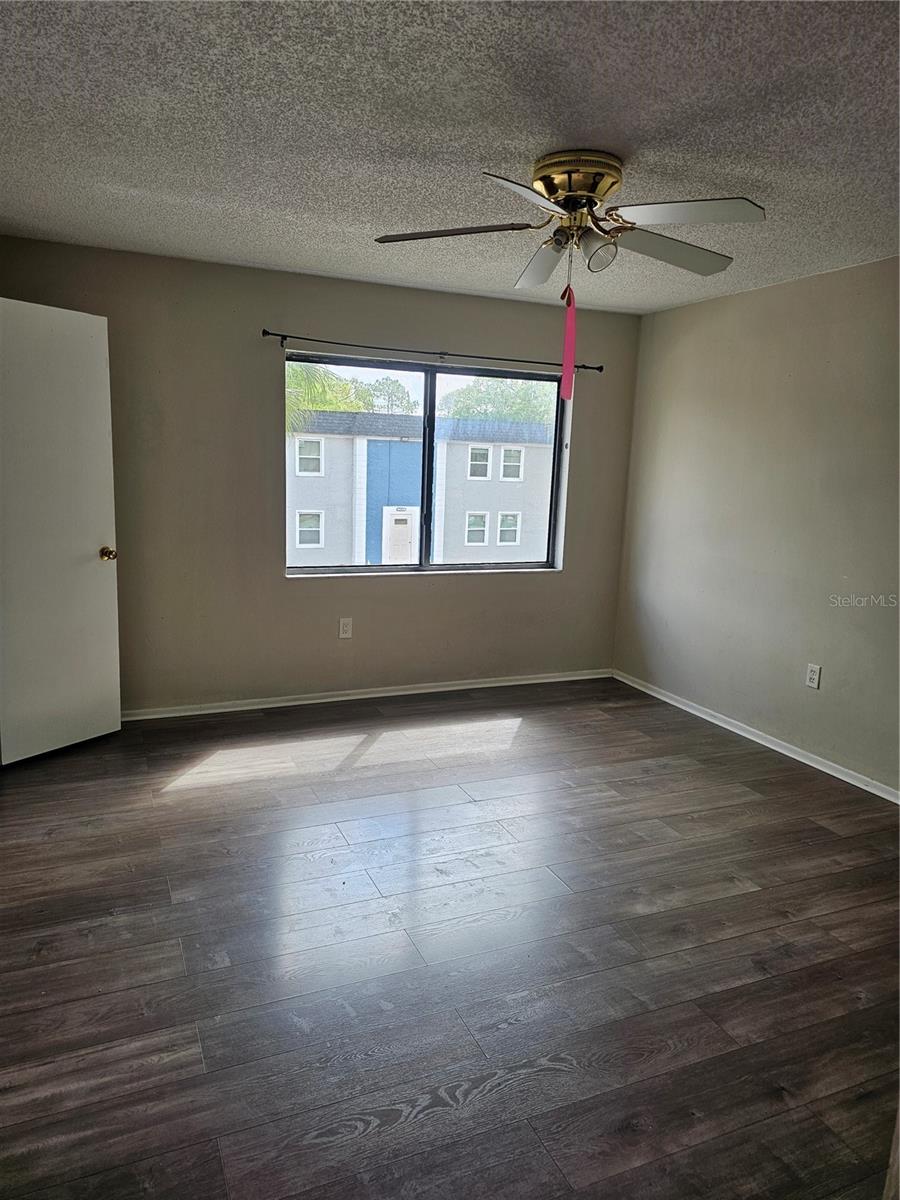 MEADOWWOOD CONDO 02 PH 01 - Residential