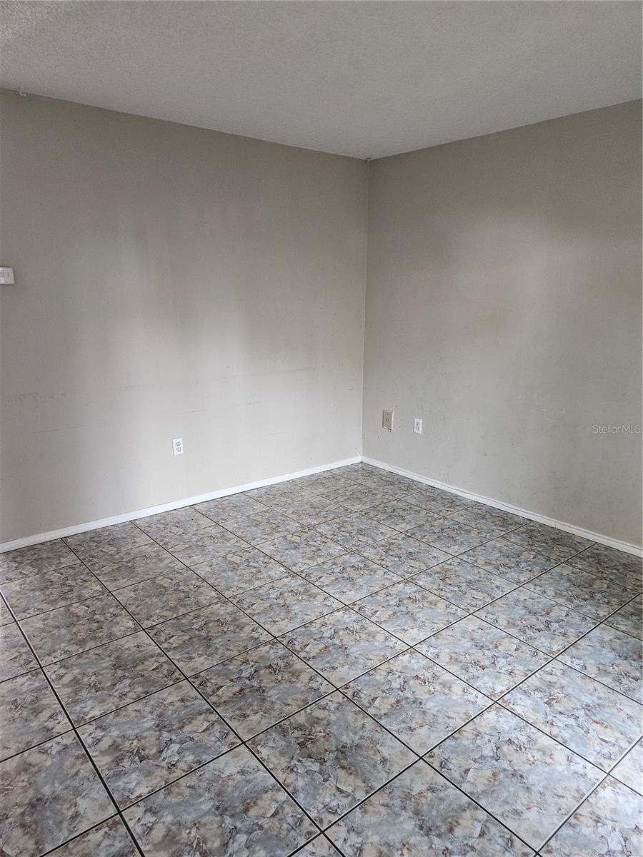 MEADOWWOOD CONDO 02 PH 01 - Residential