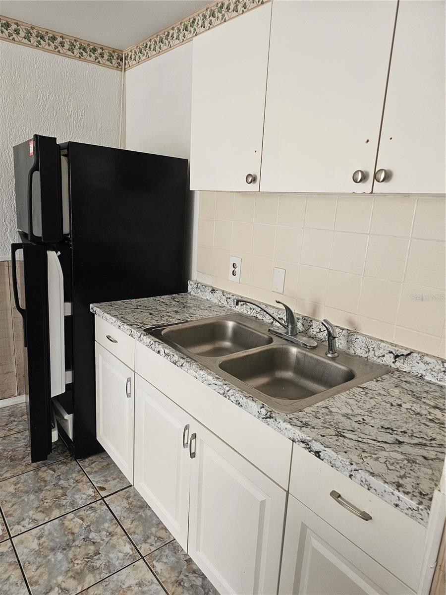 MEADOWWOOD CONDO 02 PH 01 - Residential