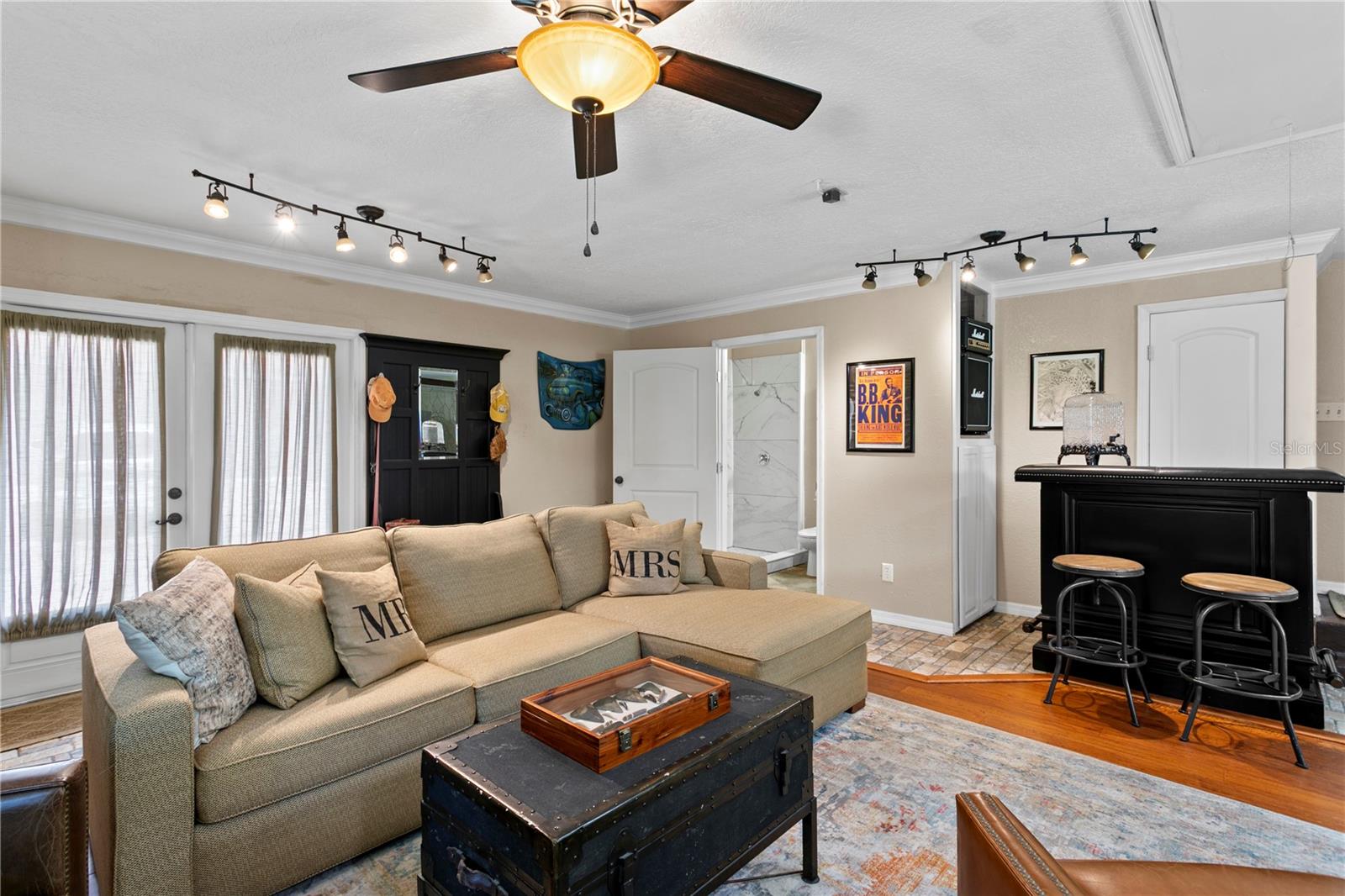 TWIN BRANCH ACRES UNIT FIVE - Residential