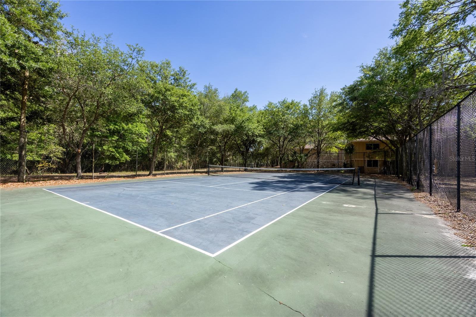 HAWTHORNE RESERVE - Residential