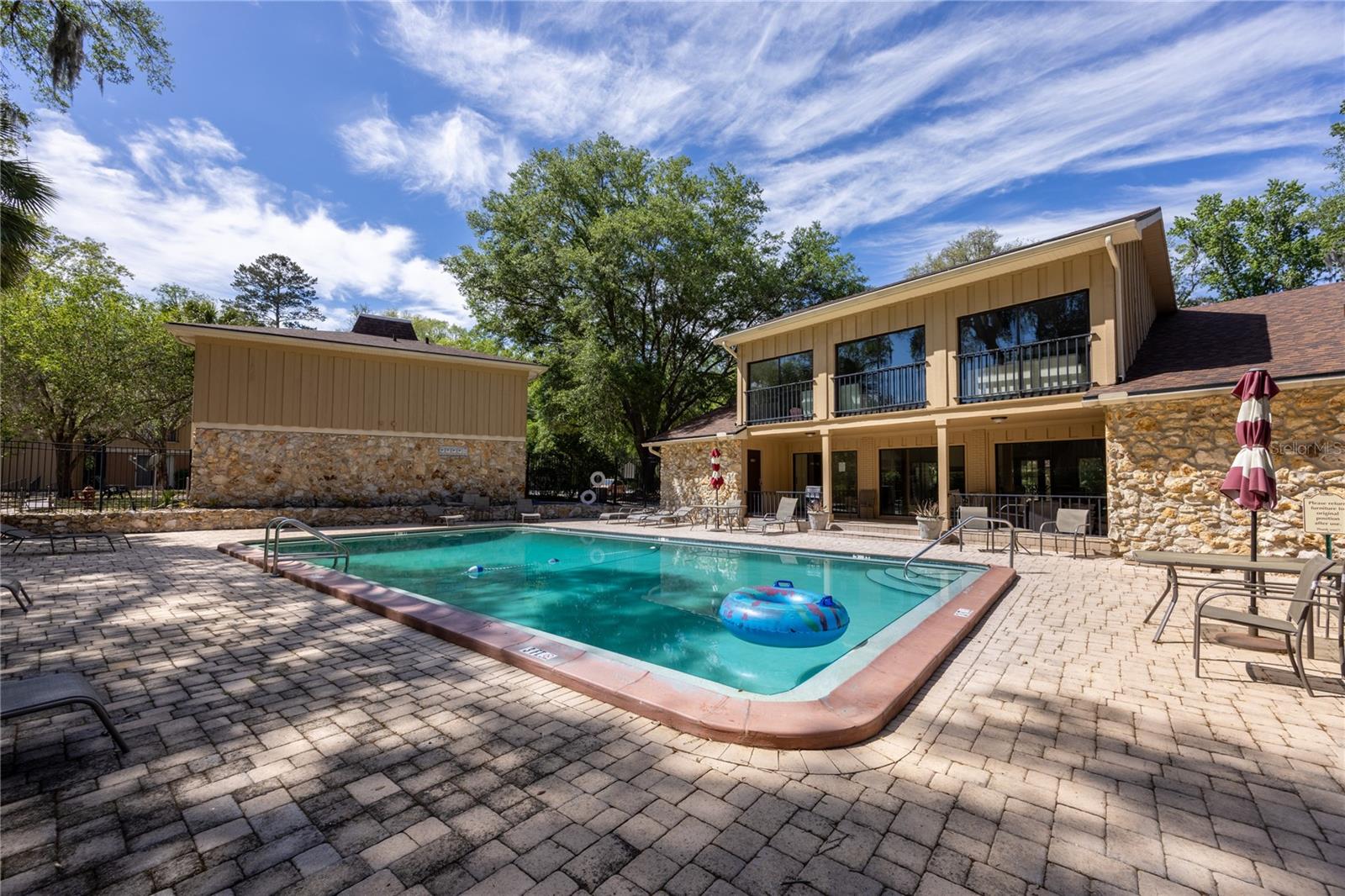 HAWTHORNE RESERVE - Residential