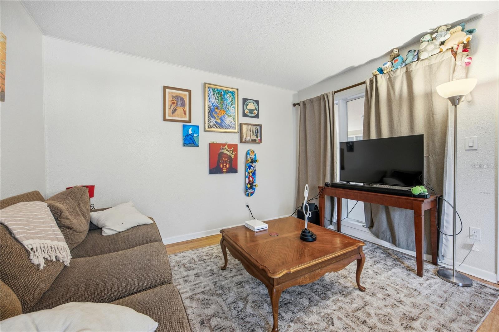 HAWTHORNE RESERVE - Residential