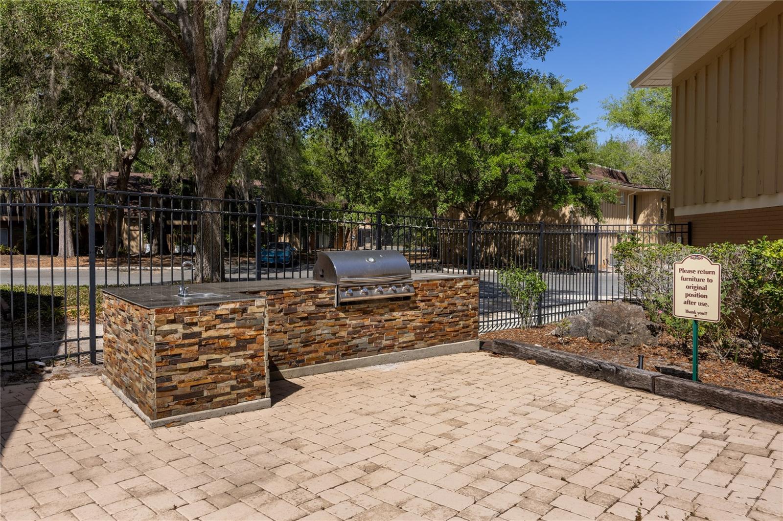 HAWTHORNE RESERVE - Residential