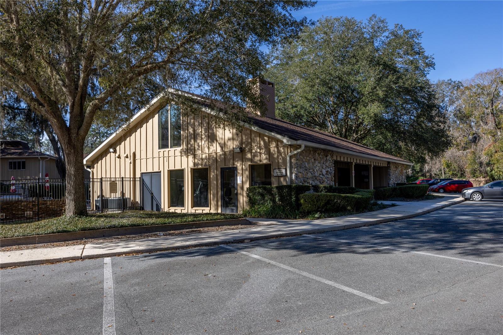 HAWTHORNE RESERVE - Residential